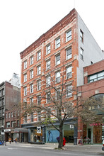 426-428 W Broadway in New York, NY - Building Photo - Building Photo