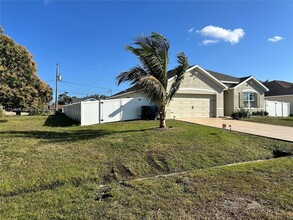 2325 SW Scodella Terrace in Port St. Lucie, FL - Building Photo - Building Photo