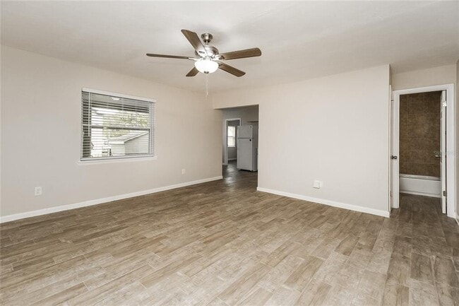 2065 West Pkwy in DeLand, FL - Building Photo - Building Photo