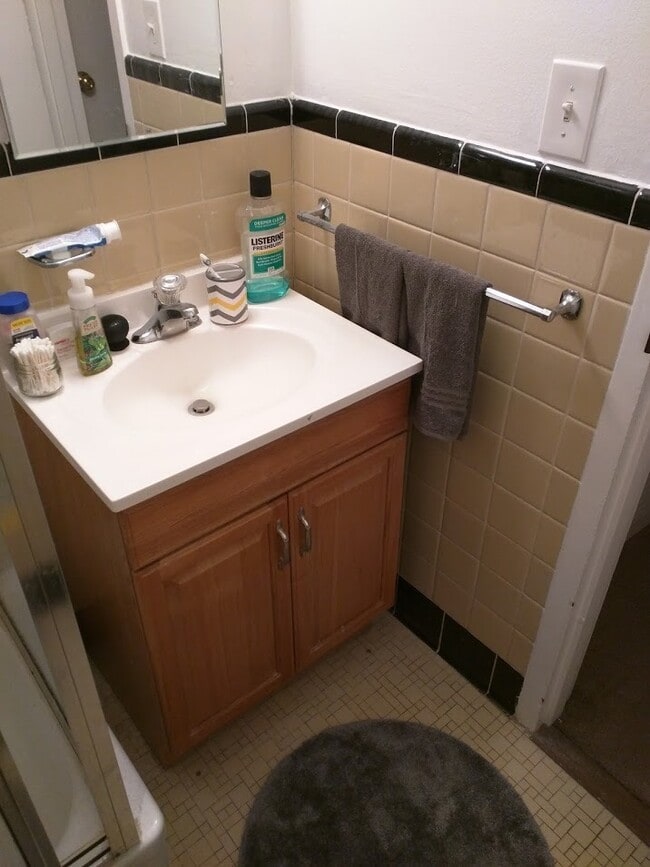 property at 11720 Edgewater Dr