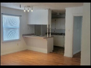 1705 Lilac Cir in Little Rock, AR - Building Photo - Building Photo