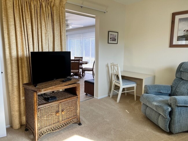 466 Circlewood Dr in Venice, FL - Building Photo - Building Photo