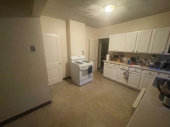 10 Pinkham Rd, Unit 2T