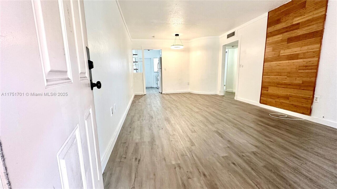 3670 SW 10th St in Miami, FL - Building Photo