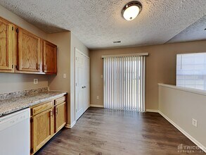 2613 Cooper Pointe Cir in Indianapolis, IN - Building Photo - Building Photo