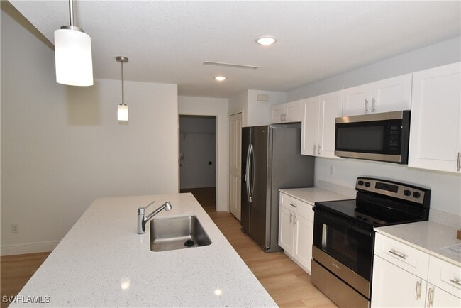 5051 Foxhall Rd in North Port, FL - Building Photo - Building Photo