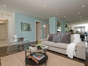 611 Washington St in San Francisco, CA - Building Photo - Building Photo