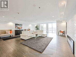 1419 Costigan Rd in Milton, ON - Building Photo - Building Photo