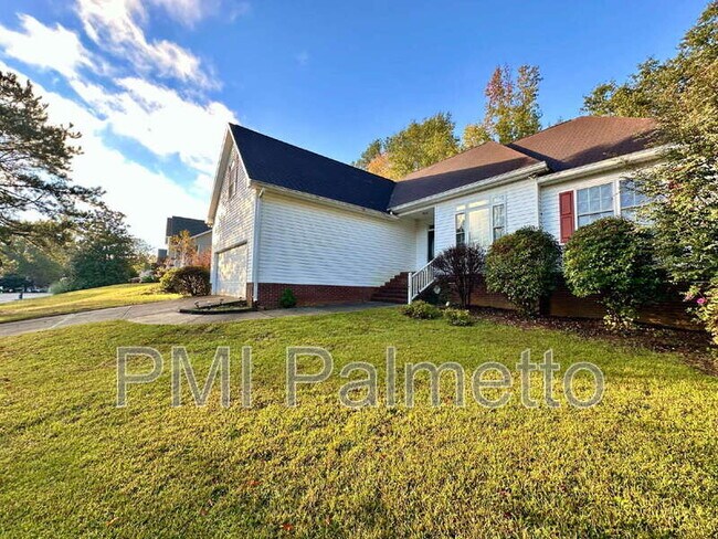 1045 Mineral Creek Ct in Lexington, SC - Building Photo - Building Photo