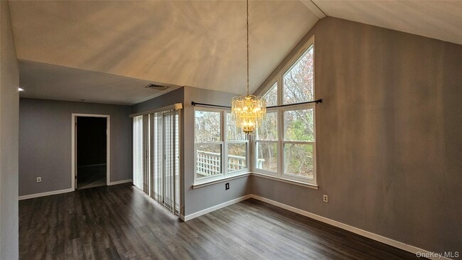 property at 806 Lenox Rd