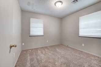 5233 Coble St in Oklahoma City, OK - Building Photo - Building Photo