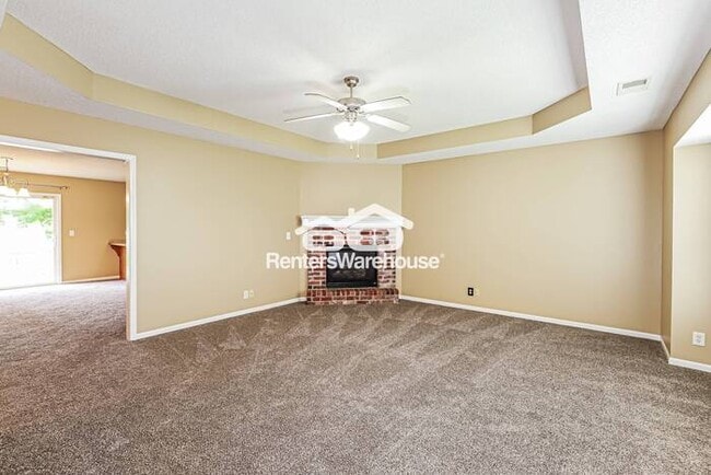 735 Carlisle Dr in Raymore, MO - Building Photo - Building Photo