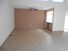 2903 Turf Ln SE in Rio Rancho, NM - Building Photo - Building Photo