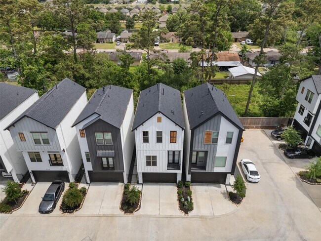 3706 Creekmont Grn Ln in Houston, TX - Building Photo - Building Photo