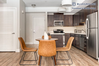 555 San Antonio Rd in Mountain View, CA - Building Photo - Building Photo