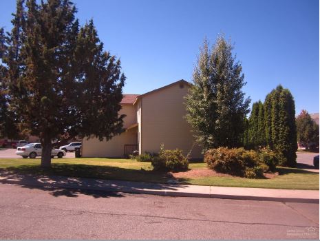 2921 NE Nikki Ct in Bend, OR - Building Photo