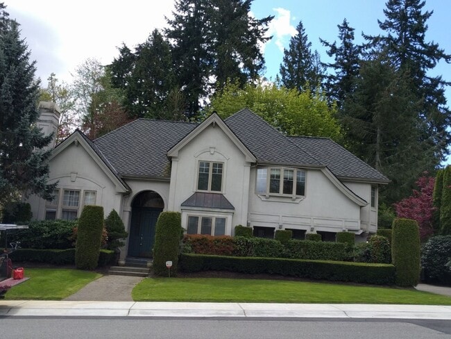 property at 16403 NE 50th Way
