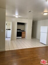 2934 12th Ave in Los Angeles, CA - Building Photo - Building Photo