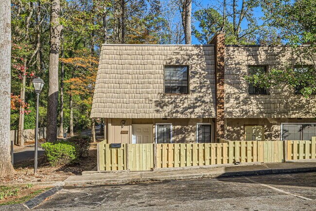 6424 Woodstone Way in Morrow, GA - Building Photo - Building Photo