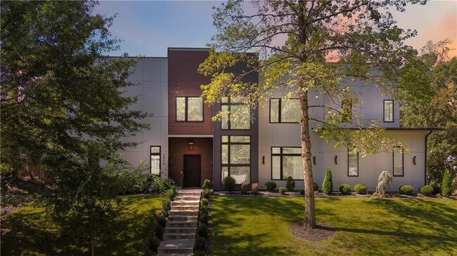 property at 2824 Ashford Rd NE