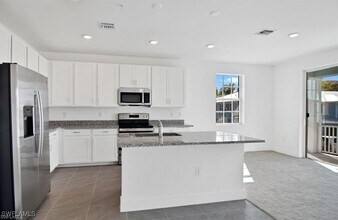 26381 Coco Cay Cir in Bonita Springs, FL - Building Photo - Building Photo