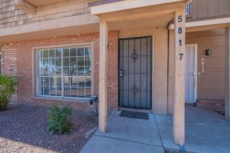 5817 N 59th Dr in Glendale, AZ - Building Photo - Building Photo