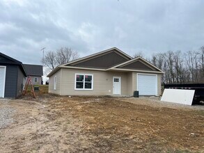 06 Longbranch Dr in Washington, IN - Building Photo - Building Photo
