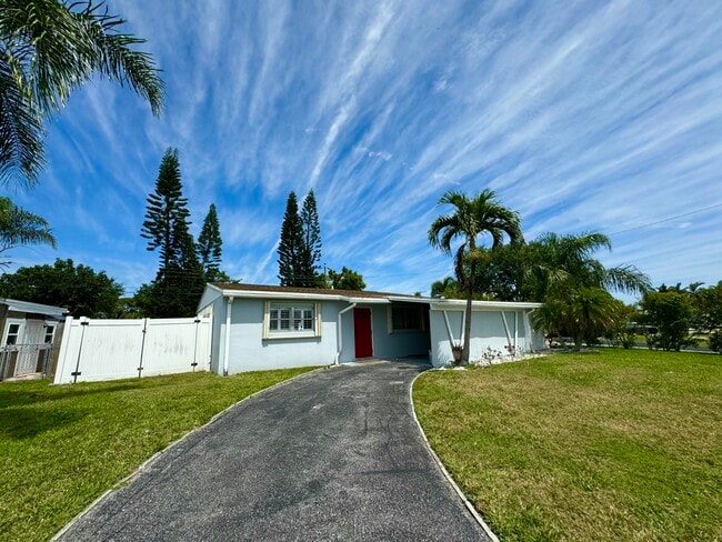 property at 4235 Bellewood St
