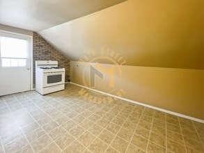 841 S Oakland Ave in Green Bay, WI - Building Photo - Building Photo