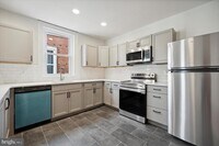 5041 Locust St photo'