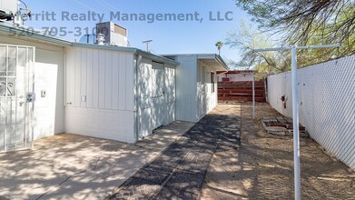 2863-2865 N Dodge Blvd in Tucson, AZ - Building Photo - Building Photo