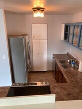 1106 Wildrose Ct, Unit 1106 Wildrose Ct in Anchorage, AK - Foto de edificio - Building Photo