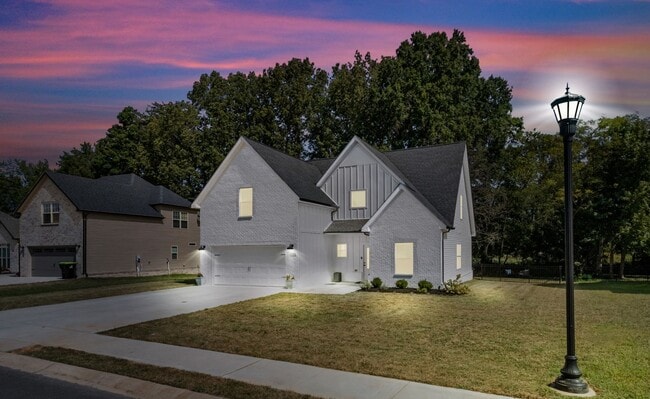 property at 1132 Chagford Dr
