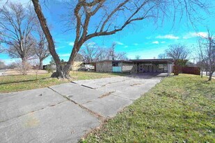 5306 E 26th St in Tulsa, OK - Building Photo
