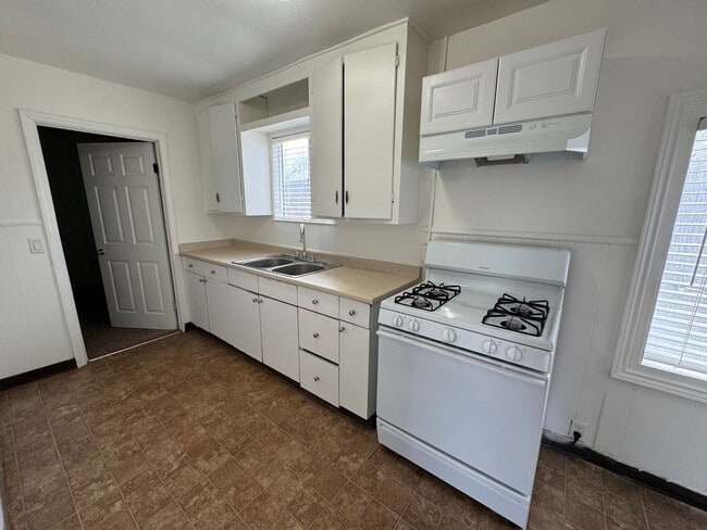 2282 Maple St in Sutter, CA - Building Photo - Building Photo