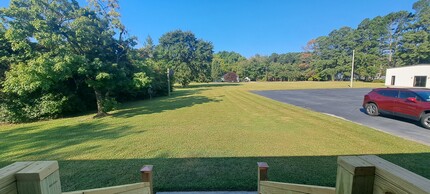 206 Country Day Rd in Goldsboro, NC - Foto de edificio - Building Photo