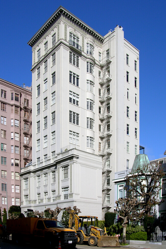 1940 Broadway in San Francisco, CA - Building Photo - Building Photo