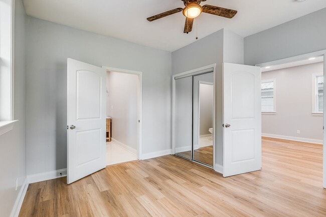 property at 1228 E Park Ave