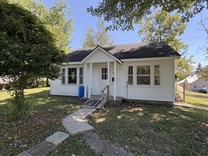 519 W Cherry St in Glasgow, KY - Building Photo - Building Photo