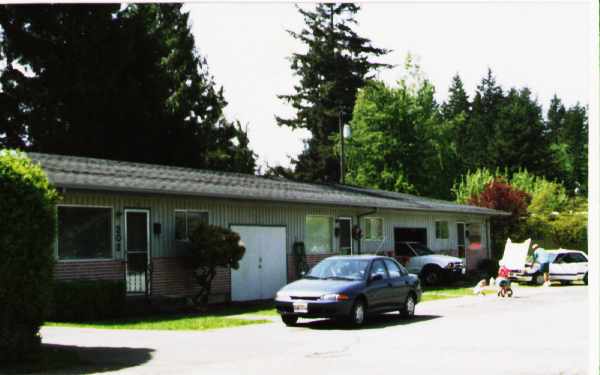 202 E Jackson St in Arlington, WA - Building Photo