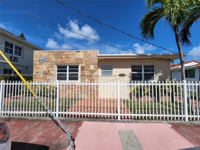 property at 7710 Carlyle Ave