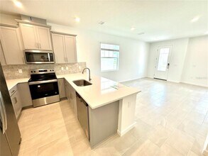 1295 Tarflower Dr in Winter Springs, FL - Building Photo - Building Photo