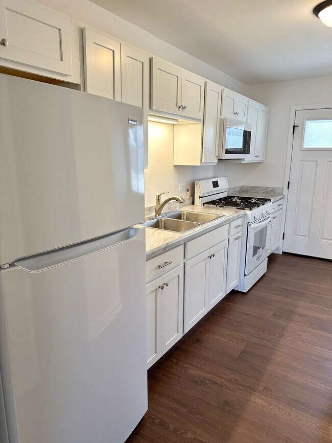 222 S Tryon St in Woodstock, IL - Building Photo - Building Photo