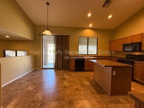 8014 W Pima St in Phoenix, AZ - Building Photo - Building Photo