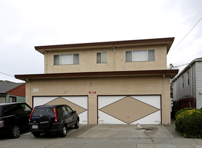 3401 65th Ave in Oakland, CA - Foto de edificio - Building Photo