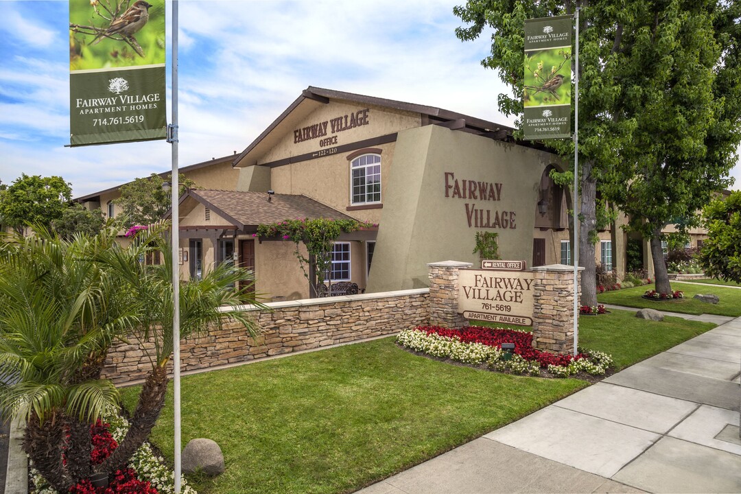 Fairway Village Apartments in Anaheim, CA - Foto de edificio