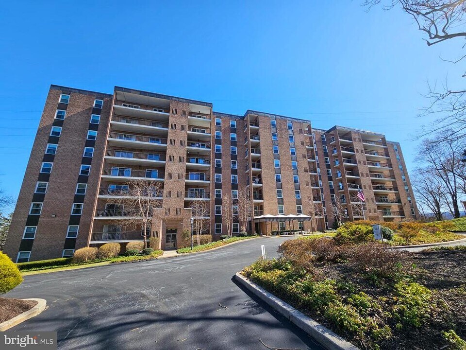1375 Pershing Blvd in Reading, PA - Building Photo