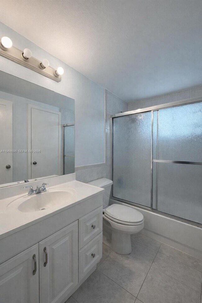 7703 Camino Real, Unit A-412 in South Miami, FL - Building Photo - Building Photo