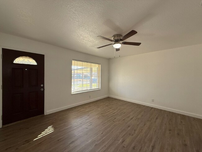 5059 Galahad Dr in San Antonio, TX - Building Photo - Building Photo