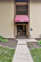 6043 Majors Ln in Columbia, MD - Building Photo